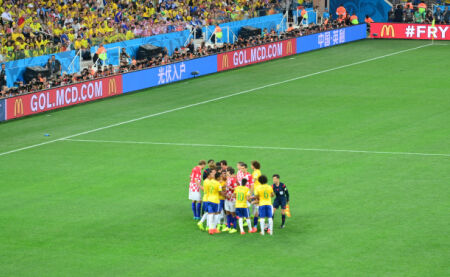 侧或居中的 侧或居中的