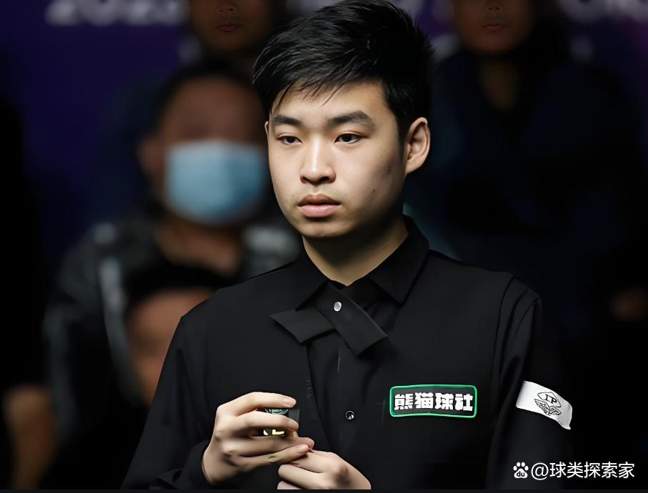 球和禁区前 球和禁区前